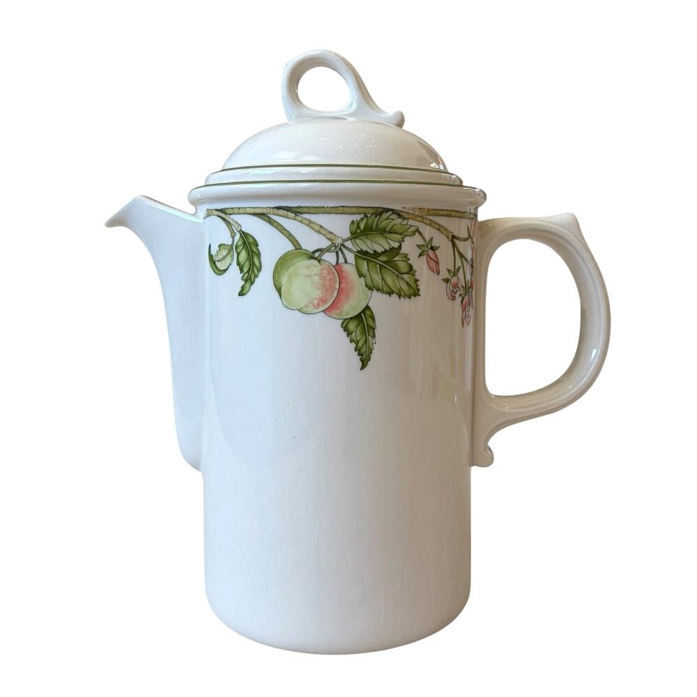 Wedgwood Wild Apple Granada Shape Ceramic Coffee Pot w/ Lid 2.25 Pint N1042N